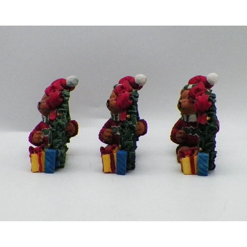 Christmas Teddy Bear in Santa Hat Napkin Rings Resin Wreath Gift Vintage Taiwan